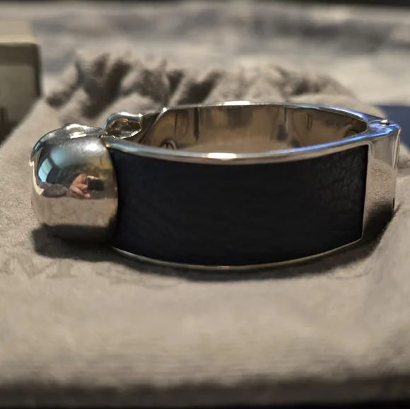 ALEXANDER MCQUEEN Leather & Metal Twin Skull Hinged Cuff